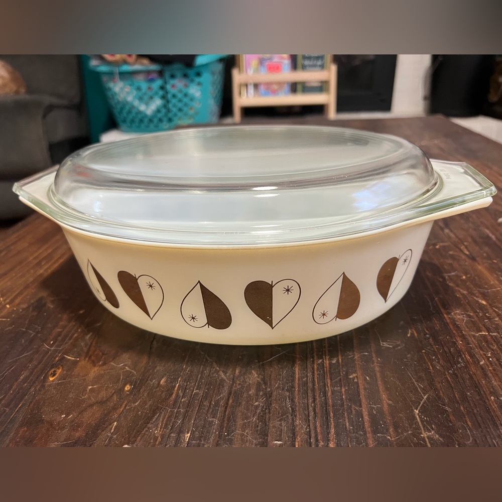 Vintage Pyrex Golden Hearts 1959 Casserole Dish